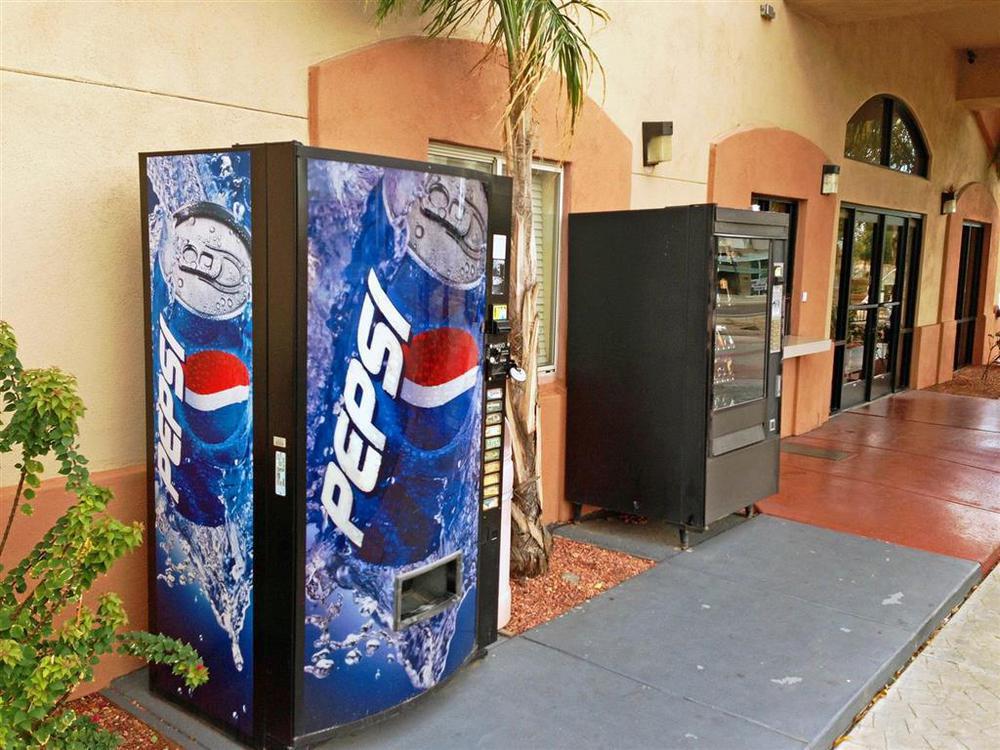 Apache Inn Tempe Amenities foto